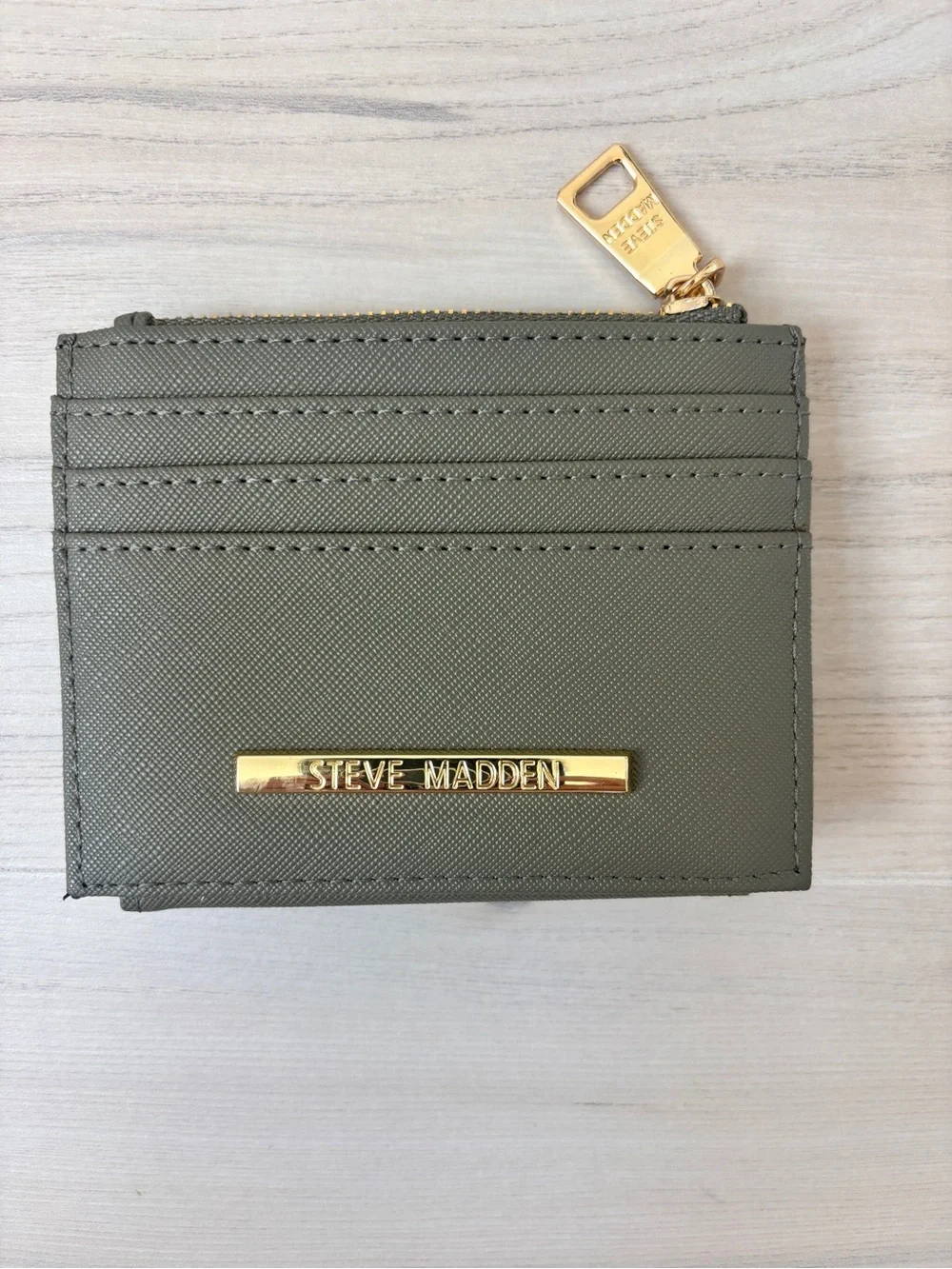 NWOT Steve Madden Olive Green Card Holder